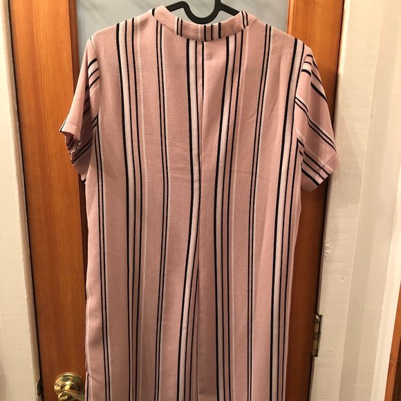 Lush Hailey Crepe Dress - Picture 2 of 3